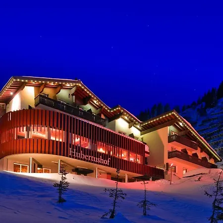 Wohlfuehlhotel Hubertushof Szálloda Stuben am Arlberg