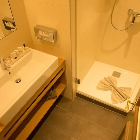 Wohlfühlhotel Hubertushof Stuben am Arlberg