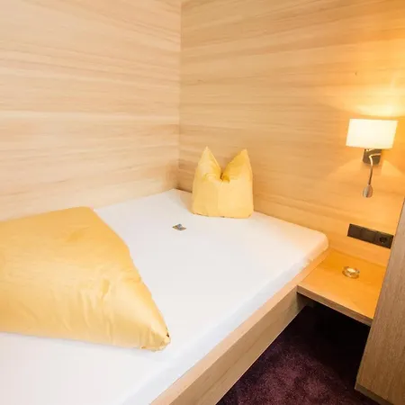 Wohlfühlhotel Hubertushof 4*