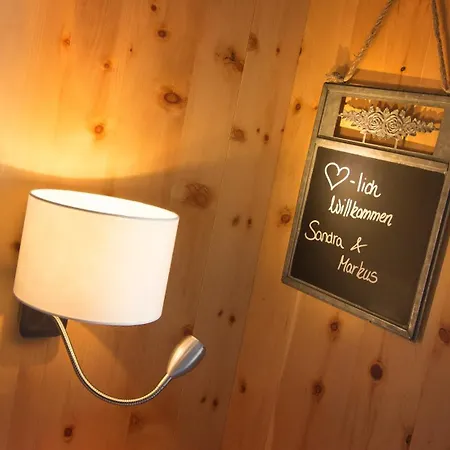 Wohlfuehlhotel Hubertushof Szálloda Stuben am Arlberg