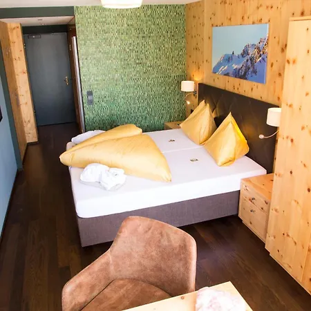 Szálloda Wohlfuehlhotel Hubertushof 4*
