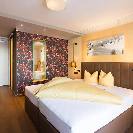 Wohlfuehlhotel Hubertushof 4* Stuben am Arlberg