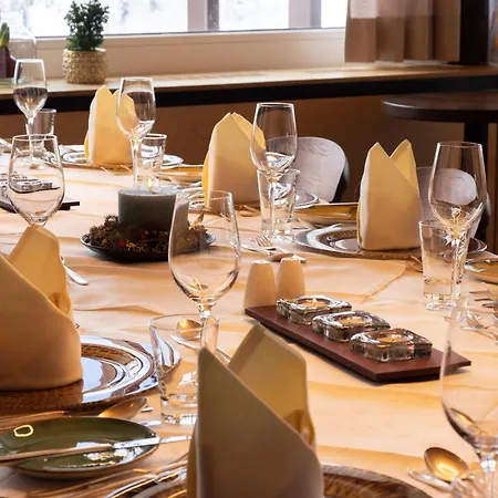 Wohlfuehlhotel Hubertushof Stuben am Arlberg
