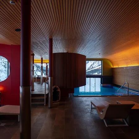 Wohlfuehlhotel Hubertushof Am Arlberg - Ski-in & Ski-out - Sky Pool 4* Stuben am Arlberg