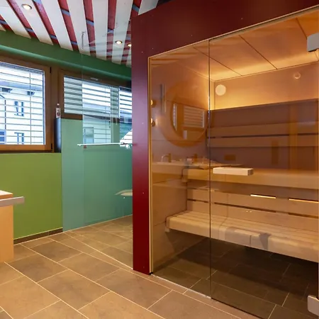 Wohlfuehlhotel Hubertushof Am Arlberg - Ski-in & Ski-out - Sky Pool Hotel Stuben am Arlberg