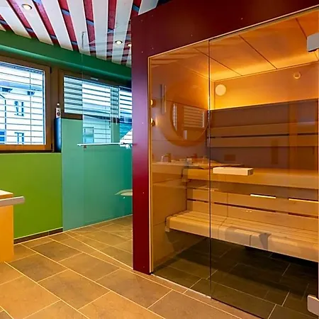 Wohlfuehlhotel Hubertushof Am Arlberg - Ski-in & Ski-out - Sky Pool 4*