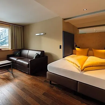 Hotel Wohlfuehlhotel Hubertushof Am Arlberg - Ski-in & Ski-out - Sky Pool 4*