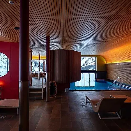 Wohlfuehlhotel Hubertushof Am Arlberg - Ski-in & Ski-out - Sky Pool Hotel 4*