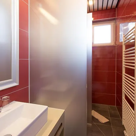 Hotel Wohlfuehlhotel Hubertushof Am Arlberg - Ski-in & Ski-out - Sky Pool Stuben am Arlberg